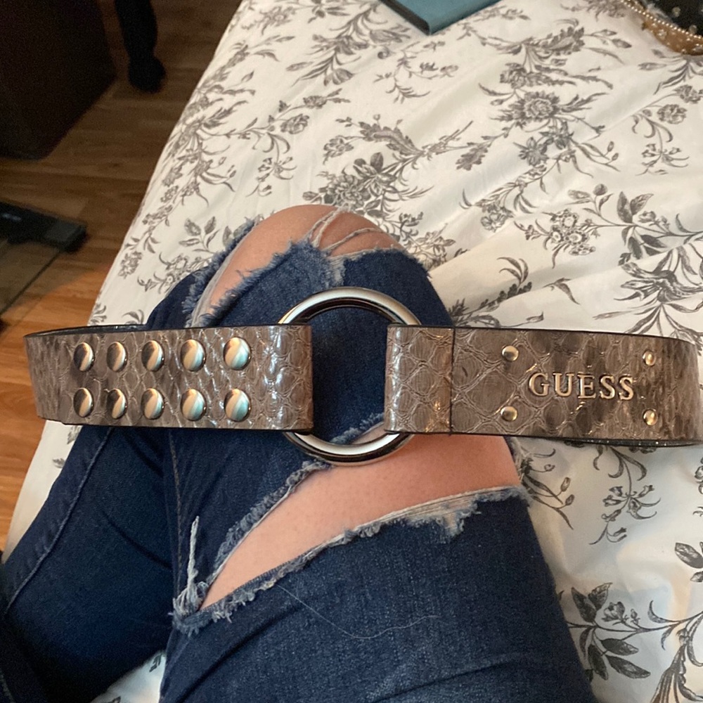 GUESS Belt